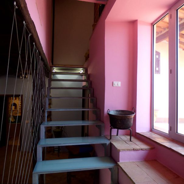 grotta-del-fauno-scalinata