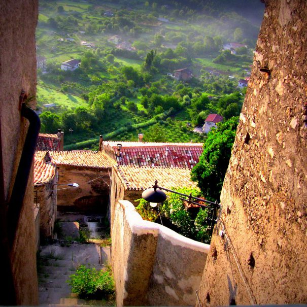 grotta-del-fauno-scorcio